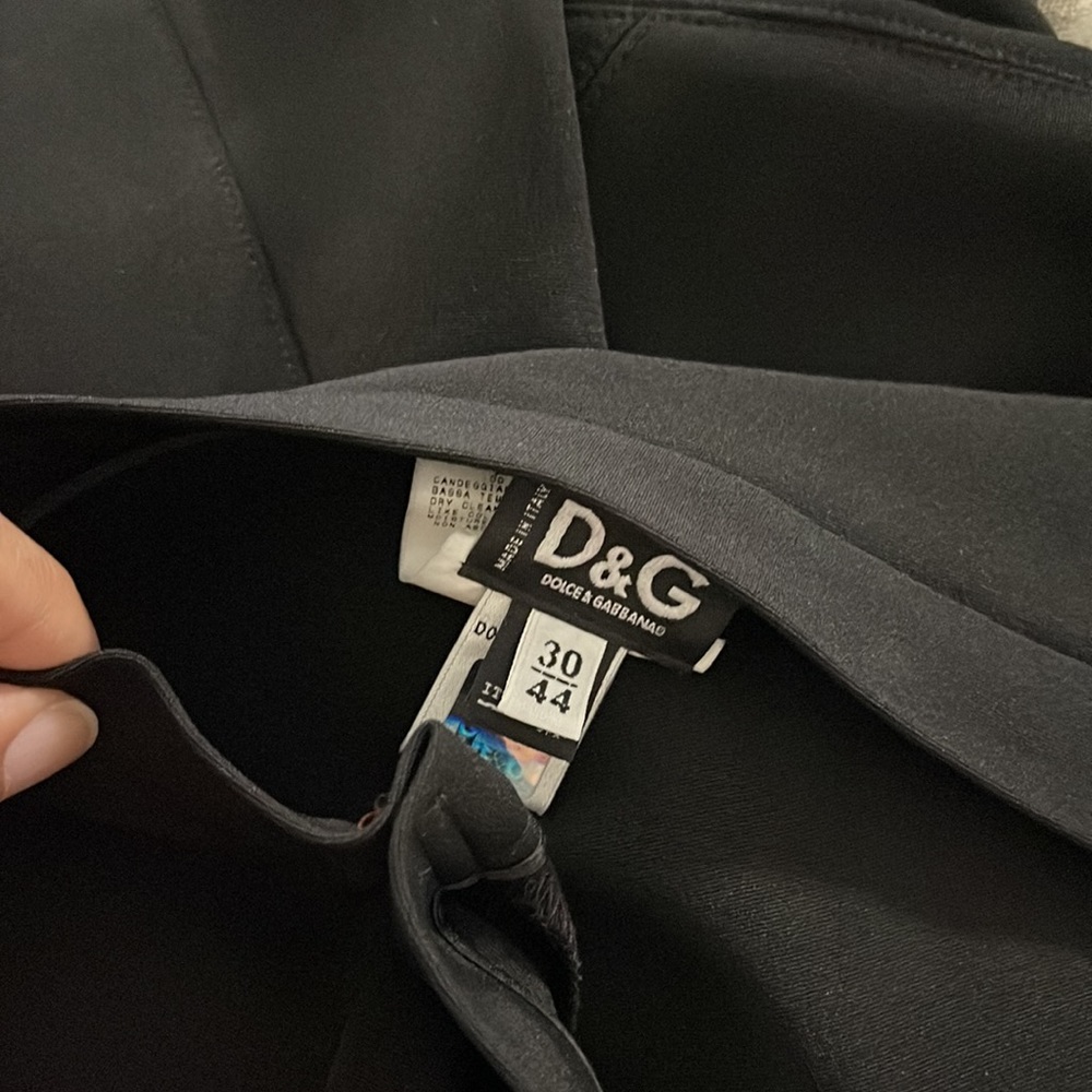 Dolce & Gabbana Midi Skirt With A Bit Of Flare - image 5